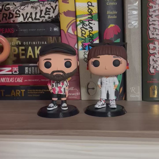 Pareja de funkos personalizados de novios y boda