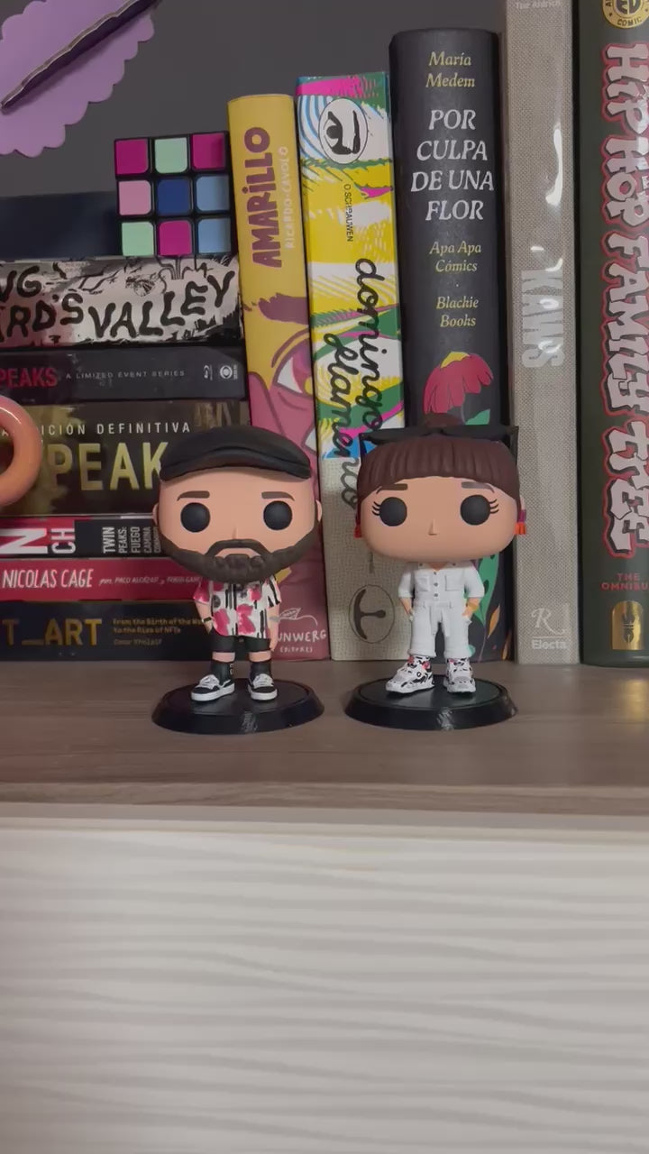 Pareja de funkos personalizados de novios y boda